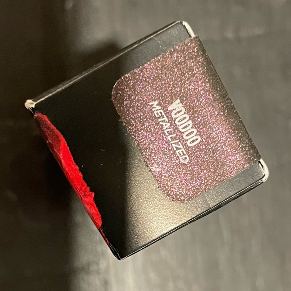 Vice Lipstick - Picture 3 of 4